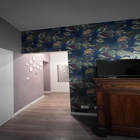 Monkey House Верона Екстериор снимка