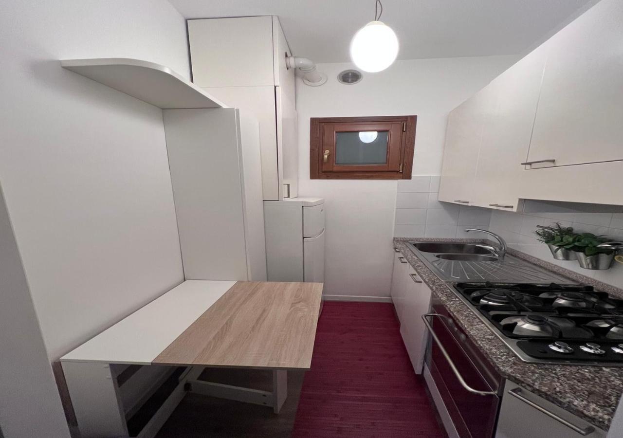 Monkey House Верона Екстериор снимка