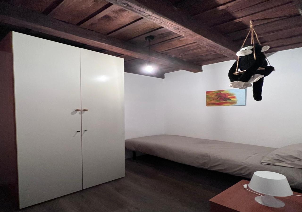 Monkey House Верона Екстериор снимка